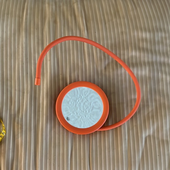 Joy Mangano handy hook mirror - Picture 2 of 4